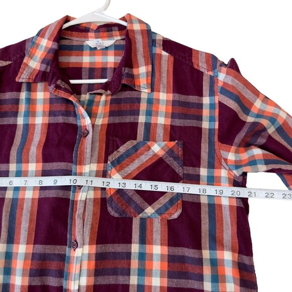 Time and Tru Women Flannel Button Down Shirt SZ M Classic Coloful Plaid Cotton - Picture 5 of 16